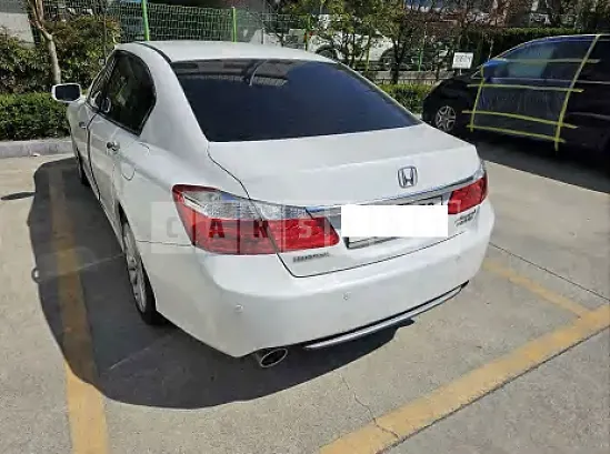 Photo 2 of 8: 2015 Honda Accord 3.5 — Korean insurance auction