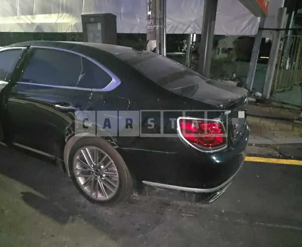 Photo 2 of 27: 2020 Kia K9 3.8 AWD — Korean insurance auction