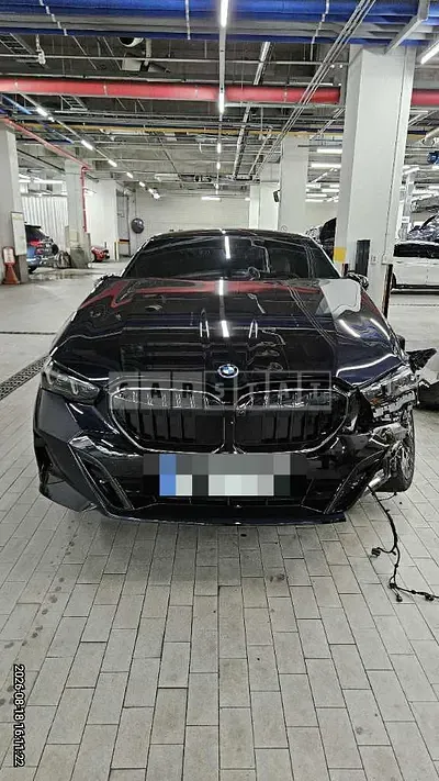 2025 BMW 530e xDrive