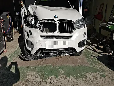 Photo 1 of 29: 2015 BMW X6 xDrive40d, VIN WBAKV4102F0H14298 — Korean insurance auction