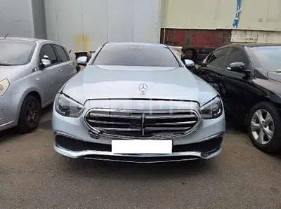 Photo 1 of 25: 2021 Mercedes-Benz E250 — Korean insurance auction