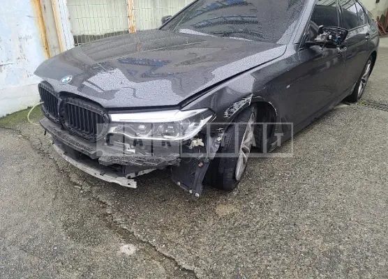 Photo 2 of 26: 2017 BMW 520d xDrive, VIN WBAJC5107HG850571 — Korean insurance auction
