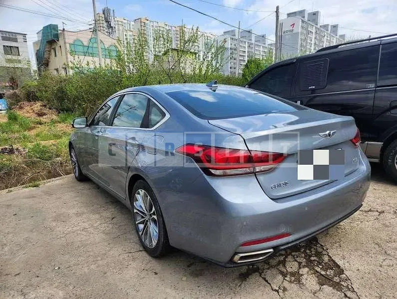 Photo 2 of 5: 2016 Genesis Dh — Korean insurance auction