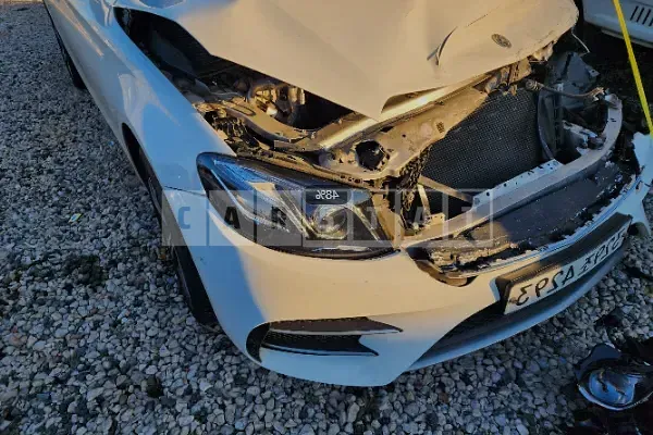 Photo 2 of 9: 2019 Mercedes-Benz E220d, VIN WDDZF0EB5KA526062 — Korean insurance auction