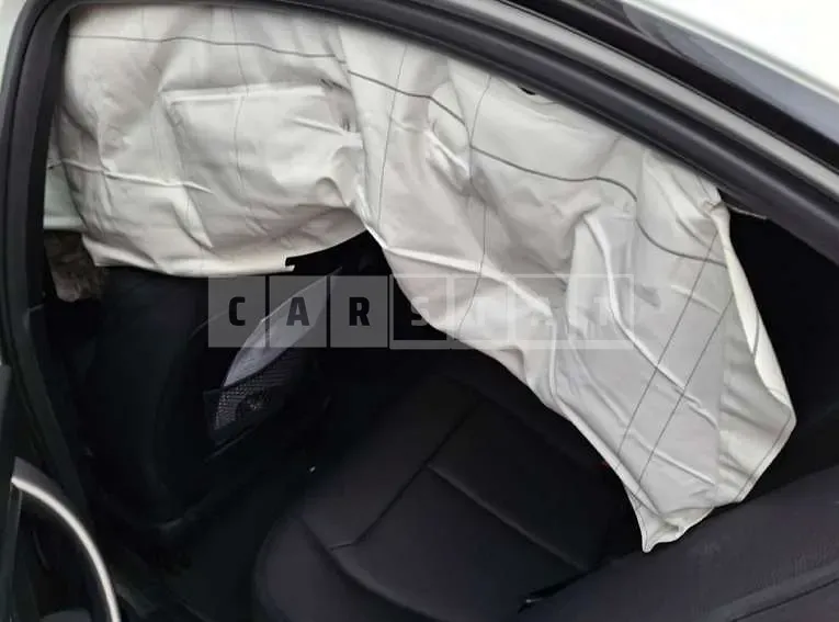 Photo 2 of 22: 2019 BMW 320d — Korean insurance auction