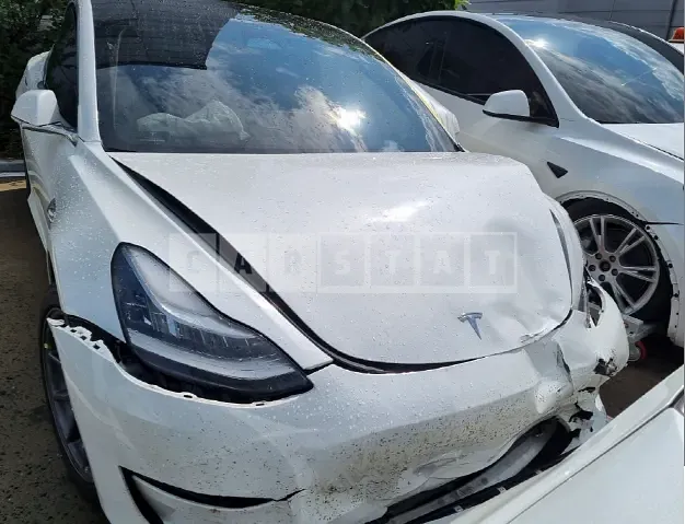 Photo 2 of 5: 2020 Tesla Model 3 Long Range, VIN 5YJ3E1EB9LF733510 — Korean insurance auction