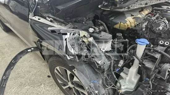Photo 2 of 19: 2019 Hyundai Palisade, VIN KMHR281ADKU059285 — Korean insurance auction