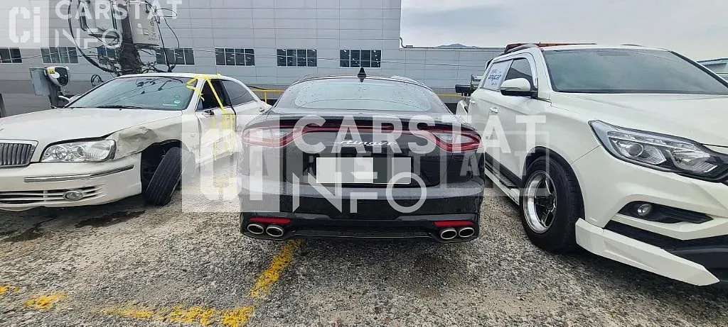 Photo 2 of 13: 2020 Kia Stinger 2.0, VIN KNAE351ABLS079865 — Korean insurance auction