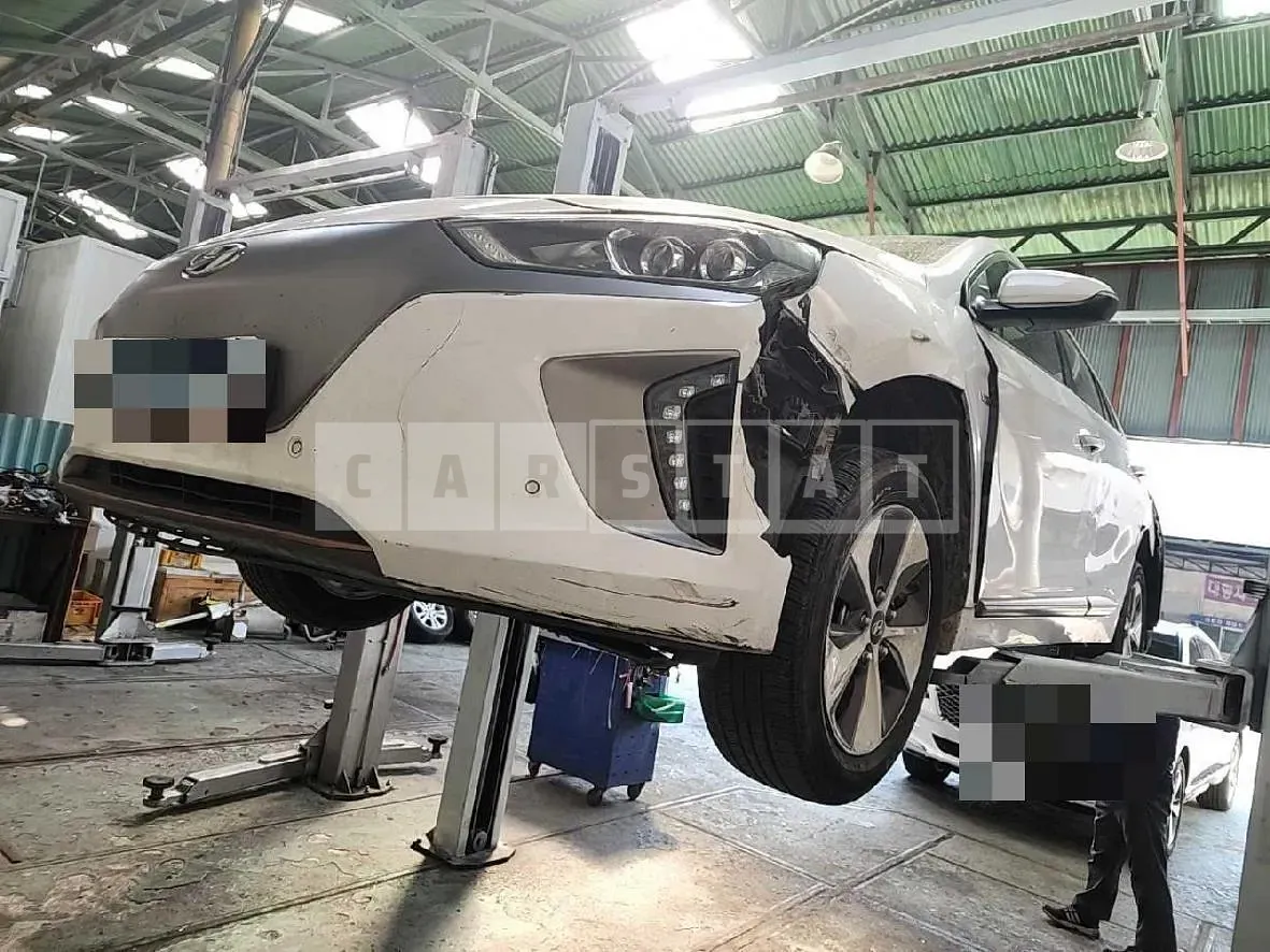 Photo 2 of 17: 2017 Hyundai IONIQ Electric — Korean insurance auction