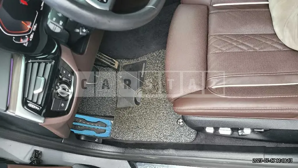 Photo 2 of 13: 2021 BMW 523d, VIN WBA11ES0XMWW98418 — Korean insurance auction