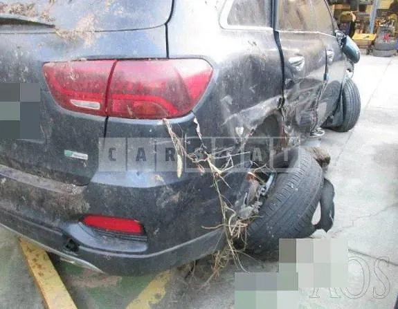 Photo 2 of 42: 2019 Kia Sorento 2.0, VIN KNAPG81ABLA554202 — Korean insurance auction