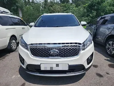 Photo 1 of 10: 2016 Kia Sorento 2.2, VIN KNAPK81BBHA289120 — Korean insurance auction