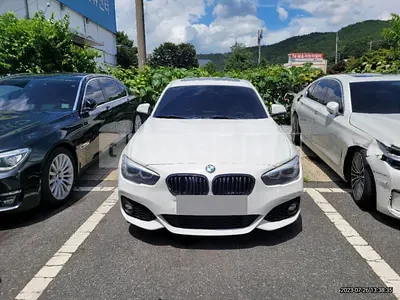 Photo 1 of 8: 2017 BMW 118d, VIN WBA1S5105J5G79679 — Korean insurance auction