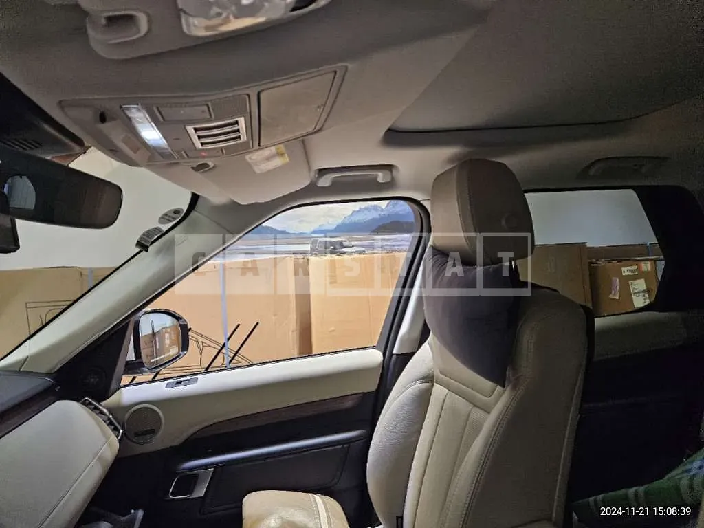 Photo 2 of 32: 2019 Land Rover Discovery TD6 — Korean insurance auction