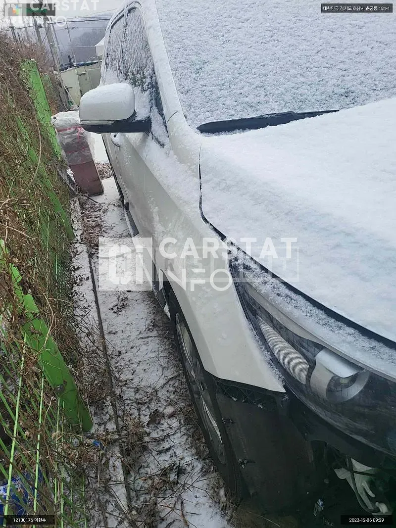 Photo 2 of 20: 2018 Kia Carnival, VIN KNAMD81ABJS436367 — Korean insurance auction