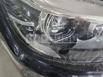 2019 (Parts) BMW 320d xDrive headlights