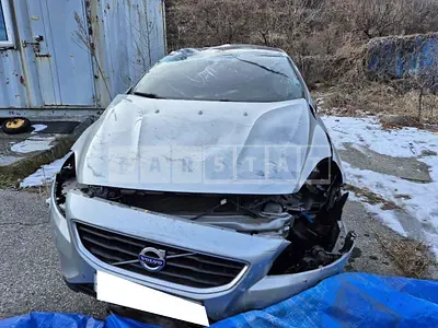 Photo 1 of 11: 2015 Volvo V40D3, VIN YV1MV79K0G2273905 — Korean insurance auction