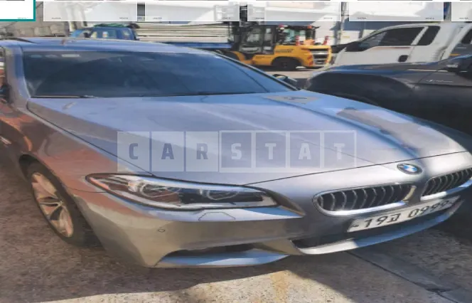 Photo 2 of 12: 2016 BMW 520d xDrive, VIN WBA5E7106GG158663 — Korean insurance auction
