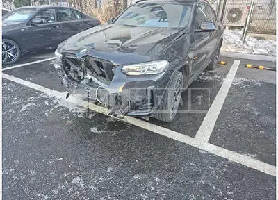 Photo 1 of 37: 2022 BMW X4 xDrive20i — Korean insurance auction
