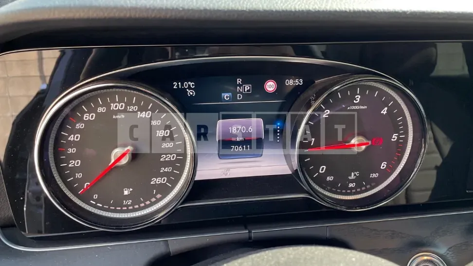 Photo 2 of 14: 2019 Mercedes-Benz E220 d — Korean insurance auction