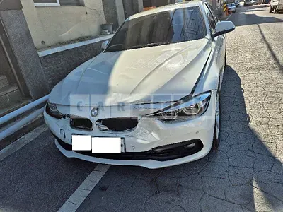 Photo 1 of 17: 2016 BMW 320d xDrive — Korean insurance auction