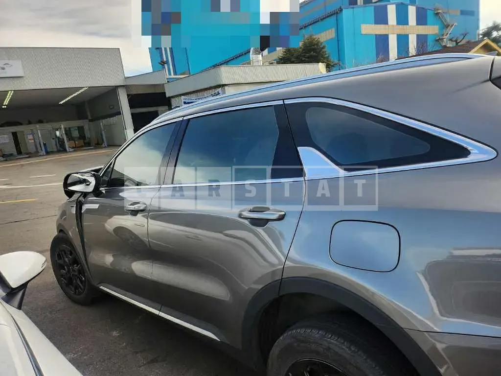 Photo 2 of 7: 2024 Kia Sorento Hybrid — Korean insurance auction