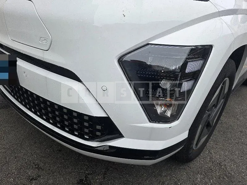 Photo 2 of 3: 2024 Hyundai (parts) Kona Electric Vehicle Headlamp — Korean insurance auction