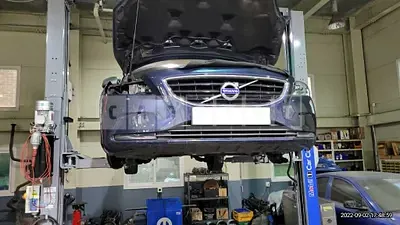 Photo 1 of 12: 2015 Volvo V40 D2, VIN YV1MV845BF2175916 — Korean insurance auction
