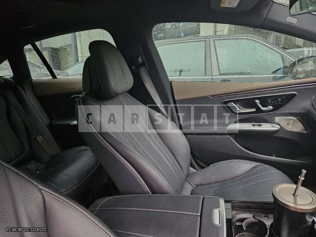 Photo 2 of 9: 2023 Mercedes-Benz EQE350 4Matic, VIN W1KEG1CB6PF021100 — Korean insurance auction