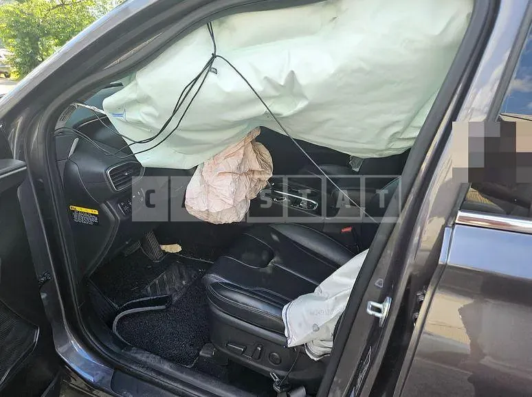 Photo 2 of 9: 2018 Hyundai Santa Fe 2.0 — Korean insurance auction