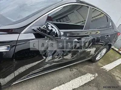 Photo 1 of 13: 2016 Kia K5 — Korean insurance auction