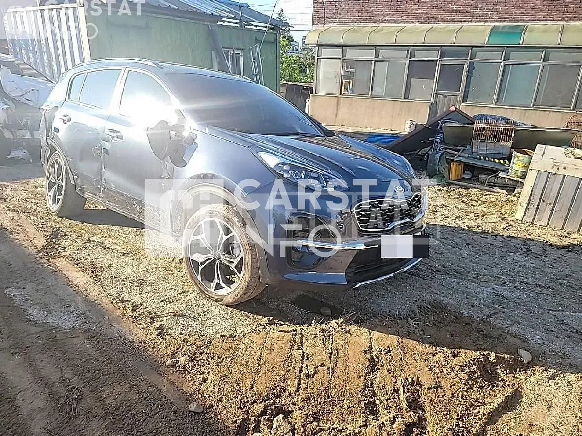 Photo 2 of 14: 2020 Kia Sportage, VIN KNAPR813BLK782689 — Korean insurance auction