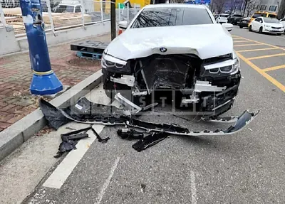 Photo 1 of 17: 2018 BMW 520i, VIN WBAJK710XJBP73227 — Korean insurance auction