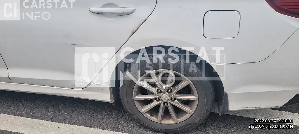 Photo 2 of 10: 2018 Hyundai Calm Santa Fe 2.0 — Korean insurance auction