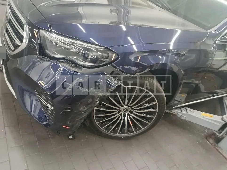 Photo 2 of 23: 2026 Mercedes-Benz E 450 4Matic — Korean insurance auction