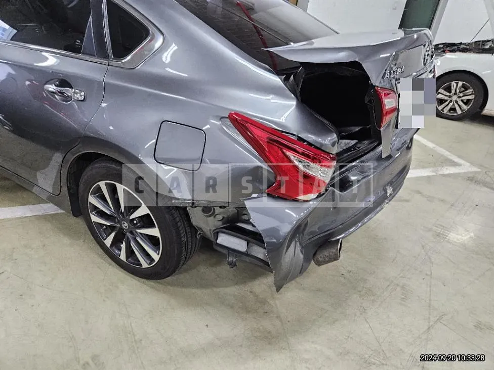 Photo 2 of 7: 2016 Nissan Altima 2.5 — Korean insurance auction