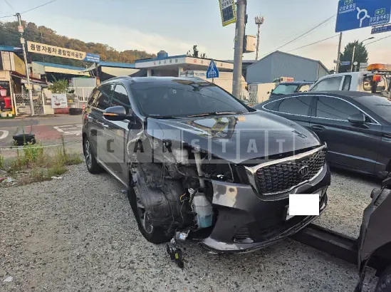 Photo 2 of 17: 2019 Kia Sorento — Korean insurance auction
