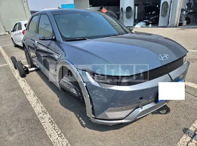 Photo 1 of 18: 2022 Hyundai IONIQ 5 — Korean insurance auction