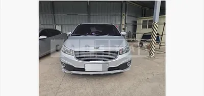 Photo 1 of 20: 2016 Kia Carnivals — Korean insurance auction