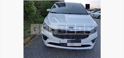 Photo 1 of 23: 2018 Kia Carnivals — Korean insurance auction