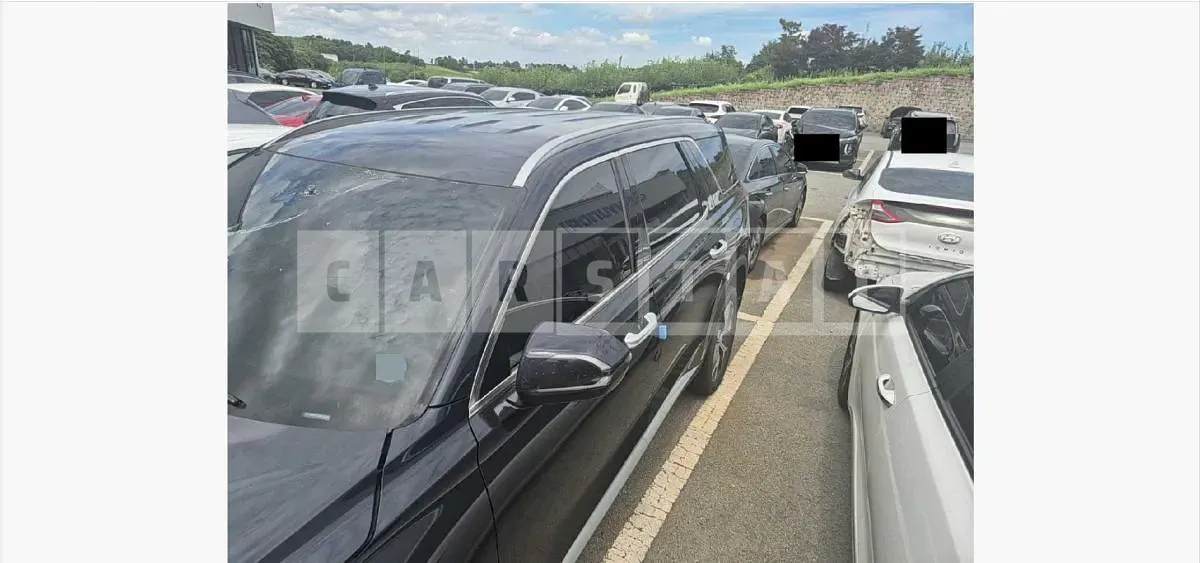 Photo 2 of 13: 2020 Hyundai Palisade 2.2 — Korean insurance auction