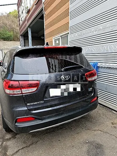 Photo 1 of 13: 2017 Kia Sorento 2.0 4WD, VIN KNAPH81ADHA368453 — Korean insurance auction