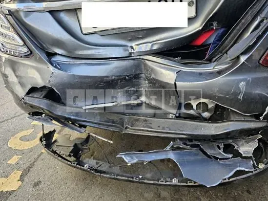Photo 2 of 9: 2017 Mercedes-Benz C 200d — Korean insurance auction