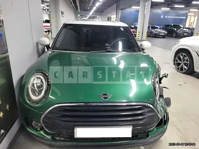 Photo 1 of 13: 2020 MINI Cooper D Clubman, VIN WMW71BB02L2M50243 — Korean insurance auction