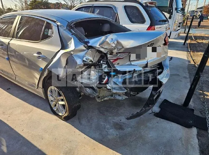 Photo 2 of 7: 2014 Kia K5 LPG — Korean insurance auction