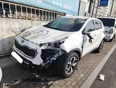 Photo 1 of 30: 2020 Kia Sportage, VIN KNAPM813BLK886983 — Korean insurance auction