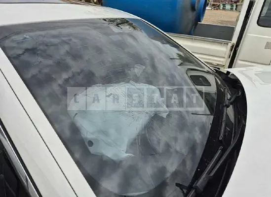 Photo 2 of 21: 2018 BMW 520i — Korean insurance auction