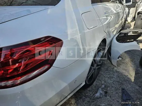 Photo 2 of 37: 2016 Mercedes-Benz E250 BlueTec 4Matic — Korean insurance auction