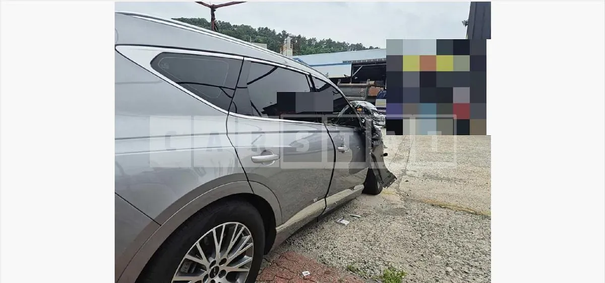 Photo 2 of 50: 2024 Genesis GV80 2.5T 4WD — Korean insurance auction