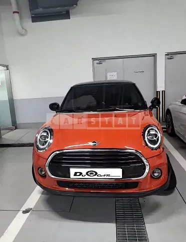 Photo 2 of 19: 2020 MINI Cooper (15), VIN WMWXR7105L2M97807 — Korean insurance auction